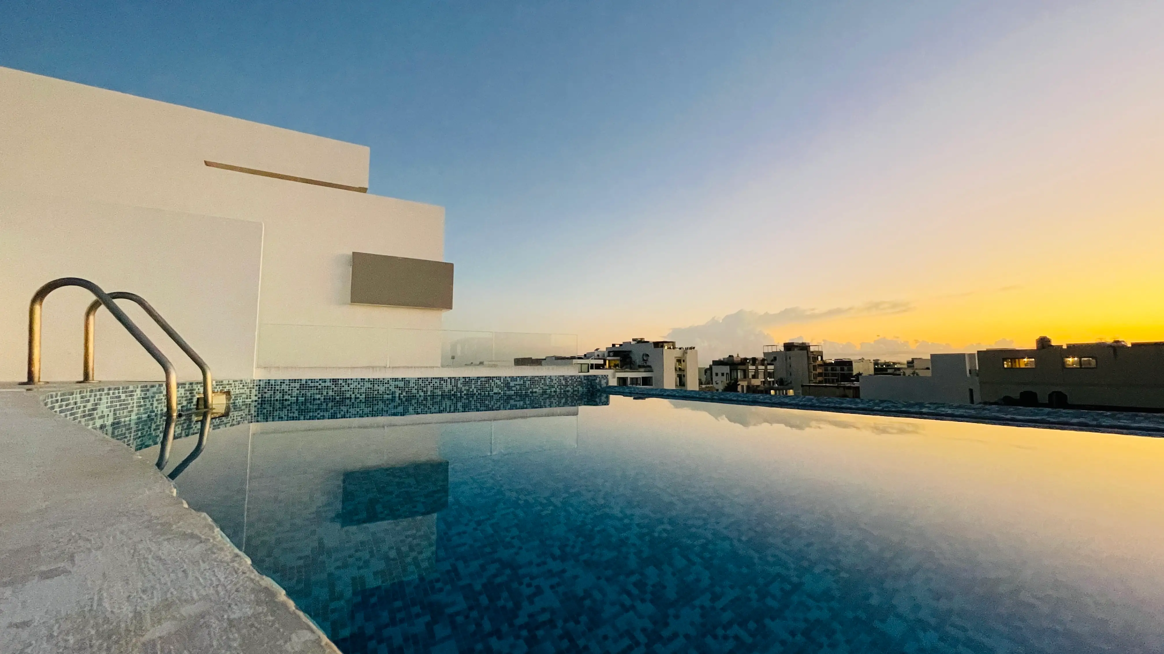 Image Relájate y disfruta, nosotros nos encargamos del resto