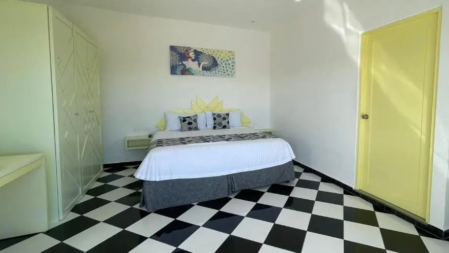 Sea View Suite